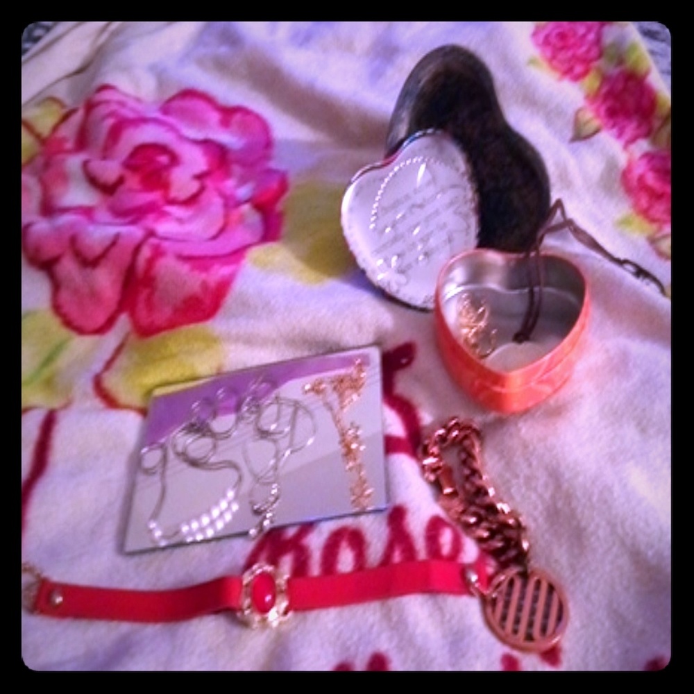 Jewelry & small jewelry box